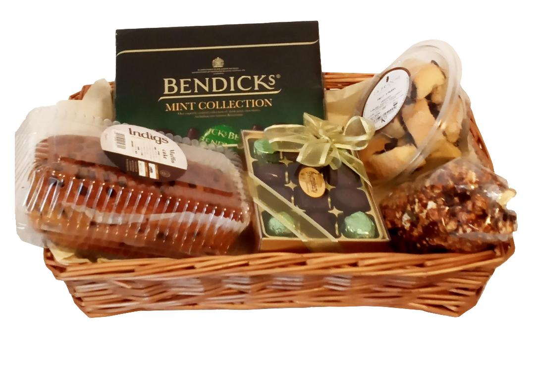 PURIM MISHLOACH MANOT KOSHER FOOD BASKET FOR PURIM OR ANY OCCASION. SHIVA, SHABBAT, BEST WISHES. DELIGHTFUL GIFT BASKET WITH MUFFIN CAKE, STRUDELS, CARAMEL POPCORN, ASSORTED BENEDICTS AND LUXURY CHOCOLATES. FREE STANDARD DELIVERY THROUGHOUT THE UK!