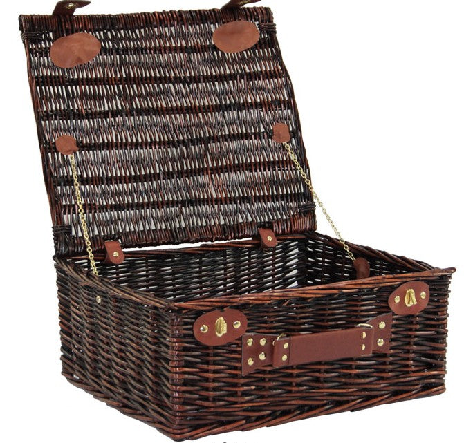 LUXURY 18" SUPERIOR HAMPER WITH WHISKY AND FINE FRENCH WINES, CHOCOLATES, NUTS, MINT CREAMS AND CHOCOLATE DISCS WITH TOPPINGS. GIFT WRAPPED WITH LARGWE BOW AND RIBBON. ROSH HASHANA, CORPORATE GIFTS, AUF RUF, MAZEL TOV. DELIVERED NATIONWIDE