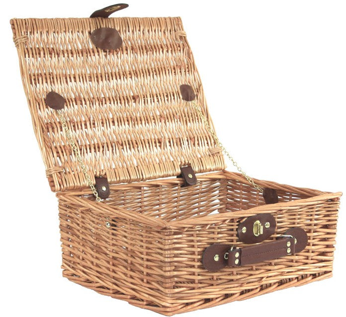 LUXURY 18" SUPERIOR HAMPER WITH WHISKY AND FINE FRENCH WINES, CHOCOLATES, NUTS, MINT CREAMS AND CHOCOLATE DISCS WITH TOPPINGS. GIFT WRAPPED WITH LARGWE BOW AND RIBBON. ROSH HASHANA, CORPORATE GIFTS, AUF RUF, MAZEL TOV. DELIVERED NATIONWIDE