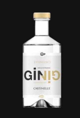 LUXURY 18" WICKER HAMPER WITH KOSHER SWISS GOLD VODKA, GINO CASTINELLE GIN, SLIVOVITZ BRANDY, ASSORTED NUTS, LUXURY CHOCOLATES AND MINTS. A DELIGHTFUL GIFT WITH VODKA, GIN AND BRANDY. FREE DELIVERY NATIONWIDE