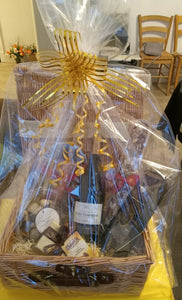 Purim Kosher Exquisite Gift. A Luxury Extravagant Hamper Gift With Figaro Fig Liqueur, Glenfiddich 15 Single Malt Whisky, Chateauneuf Du Pape Exquisite Wine, Assorted Nuts And Chocolates. A Gift For Purim, Corporate Gifts & Mazel Tov. Delivered UK