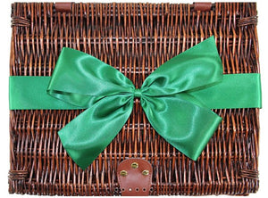 LUXURY 18" WICKER HAMPER WITH KOSHER SWISS GOLD VODKA, GINO CASTINELLE GIN, SLIVOVITZ BRANDY, ASSORTED NUTS, LUXURY CHOCOLATES AND MINTS. A DELIGHTFUL GIFT WITH VODKA, GIN AND BRANDY. FREE DELIVERY NATIONWIDE