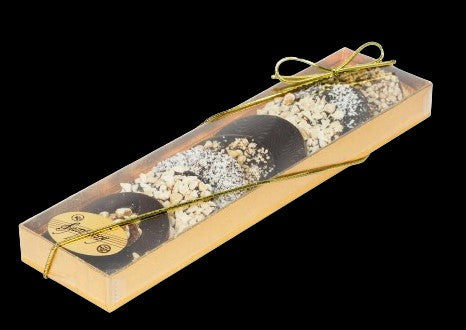 LUXURY 18" SUPERIOR HAMPER WITH WHISKY AND FINE FRENCH WINES, CHOCOLATES, NUTS, MINT CREAMS AND CHOCOLATE DISCS WITH TOPPINGS. GIFT WRAPPED WITH LARGWE BOW AND RIBBON. ROSH HASHANA, CORPORATE GIFTS, AUF RUF, MAZEL TOV. DELIVERED NATIONWIDE