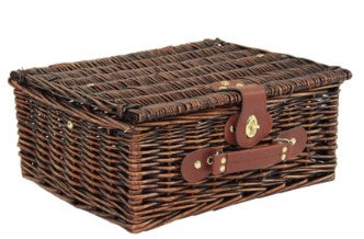 Luxury Extravagant Hamper Gift With Figaro Fig Liqueur, Glenfiddich 15 Single Malt Whisky, Chateauneuf Du Pape Exquisite Wine, Assorted Nuts And Chocolates. A Gift For Congratulations, Shabbat, Corporate Gifts Shavouth & Mazel Tov. Delivered UK