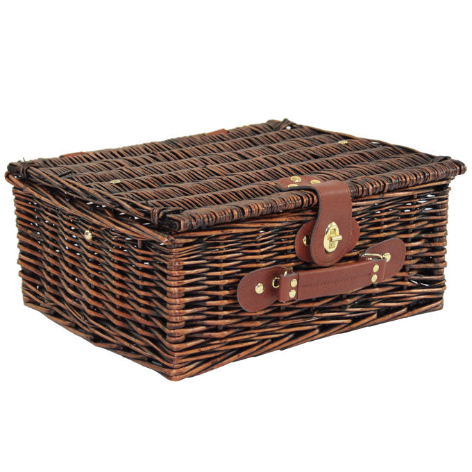 KOSHER THREE BOTTLES OF CHATEAU LA FRANCE WINES WITH NUTS AND MINT CREMES IN A WICKER HAMPER. IDEAL FOR CORPORATE GIFTS, FESTIVALS, MAZEL TOV. FREE DELIVERY NATIONWIDE. GLUTEN FREE AND VEGAN
